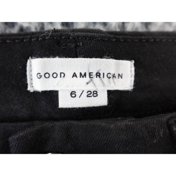 Good American Women's Good Legs Crop Jeans in Black Size  6/28 - Picture 9 of 13